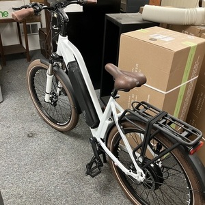 Magnum Bikes Metro 750 White