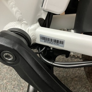 Magnum Bikes Metro 750 White