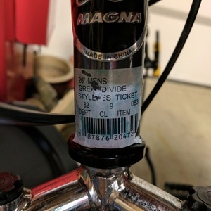 2012 Magna Great Divide 26" 8204-72 Silver or Gray