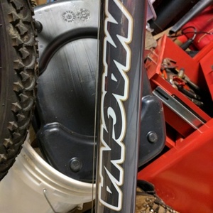 2012 Magna Great Divide 26" 8204-72 Silver or Gray