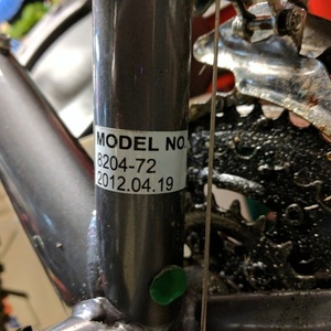 2012 Magna Great Divide 26" 8204-72 Silver or Gray