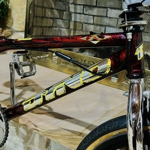 1997 Dyno Air Purple and Yellow or Gold