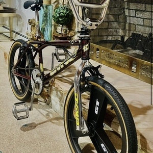 1997 Dyno Air Purple and Yellow or Gold