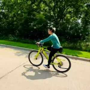 2022 Aventón Soltera Yellow or Gold