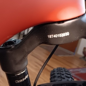 2025 Specialized Epic 8 Comp Orange
