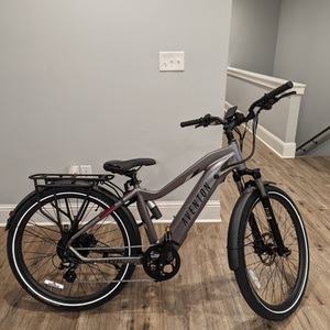 2023 Aventón Level.2 Silver, gray or bare metal