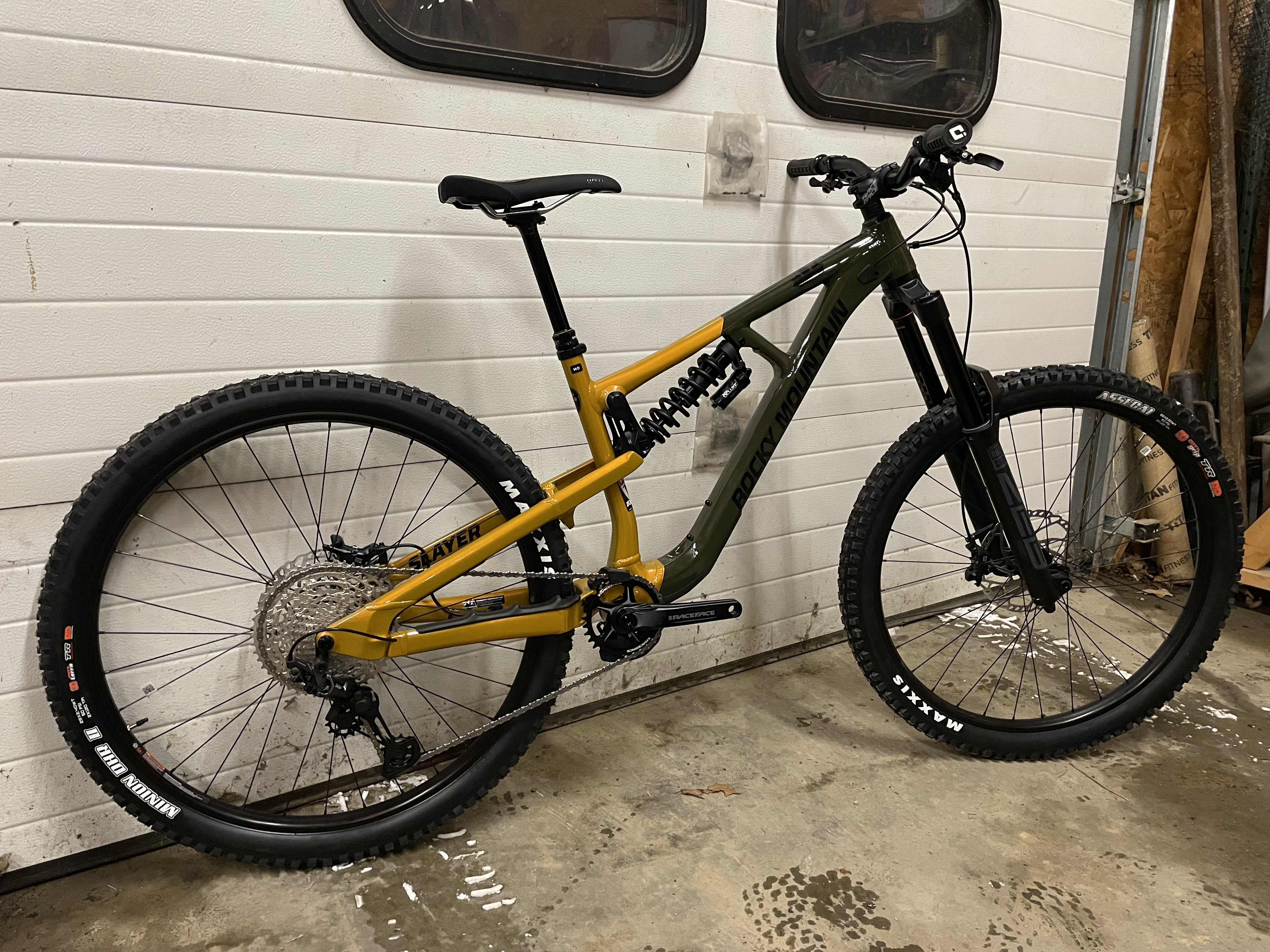 2022 Rocky Mountain Bicycles Slayer