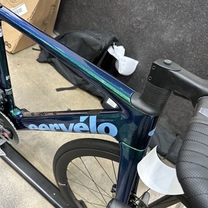 2022 Cervélo Caledonia 5 Force AXS Green and Blue