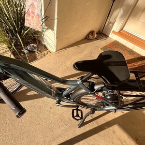 2024 Aventón Level 2 Blue and Black