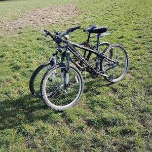 Saracen Cycles Black
