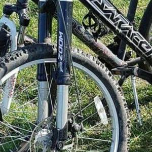 Saracen Cycles Black