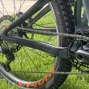 2020 Pivot Trail 429 Silver, gray or bare metal and Orange