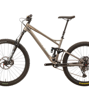 2022 Banshee Bikes Titan Silver, gray or bare metal