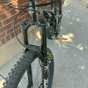 2023 Yeti SB140 29" LG C-SERIES RAW FLOAT X PER... Black