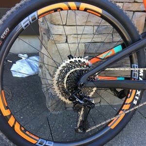 2017 Santa Cruz Hightower Black