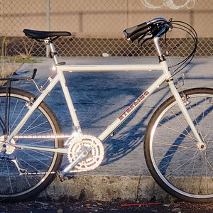 Sterling Bicycle Co. Super Discovery White