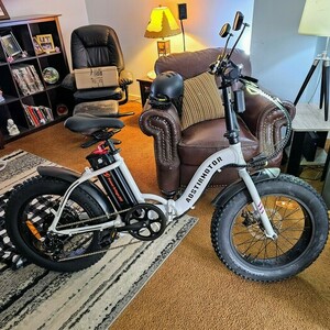 2024 Aostirmotor G20 White and Black