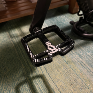 2022 Trek Powerfly 4 625 FS. Size small. Teal, Black, and Teal