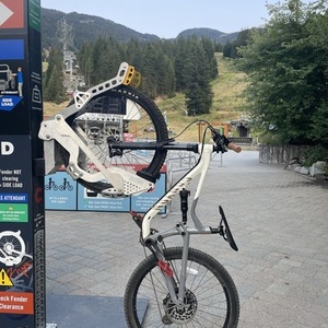 2022 Canyon bicycles spectral young hero White and Silver, gray or bare metal