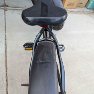 Aventón Aventure Black and Yellow or Gold