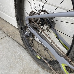 2016 Specialized 2016 Silver, gray or bare metal