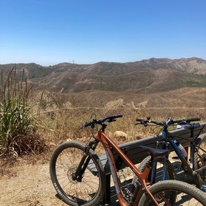 2020 Kona Mahuna Orange and Blue