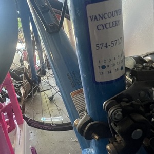 2016 Trek 7.2 fx wsd Silver, gray or bare metal