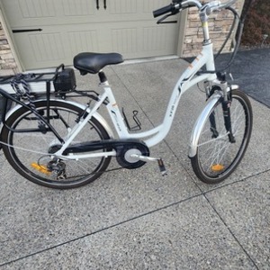 2024 Yukon Trail XF26 xplorer White