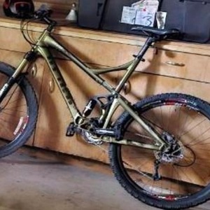 2005 Giant Reign Green