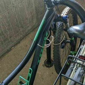 2017 Trek Cali Black and Green