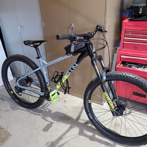 2019 Marin Bikes San Quentin 2 Blue