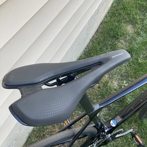 2025 Giant TCR Advanced 2 KOM Performance Road B... Black