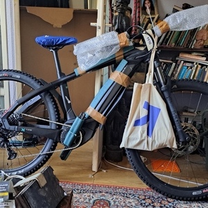 2022 Bianchi E-Omnia X Type Silver, gray or bare metal