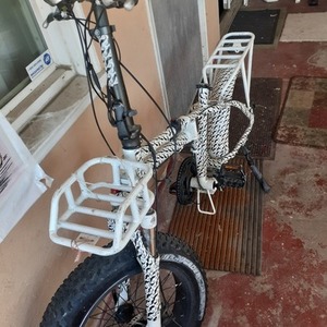 2007 dj bikes folding White and Stickers tape or other cover-up