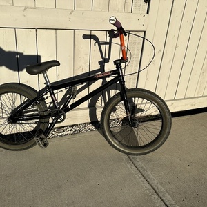 2014 WeThePeople Arcade Black and Orange