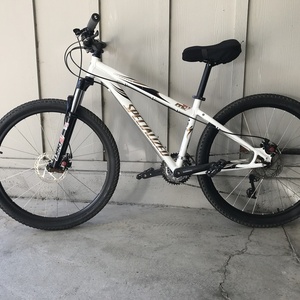 2007 Specialized Rockhopper White