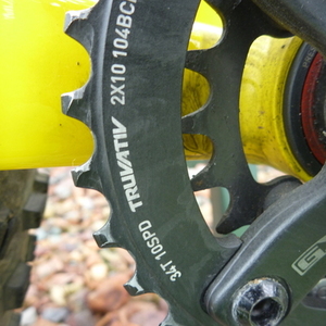 2016 Salsa Mukluk Yellow or Gold