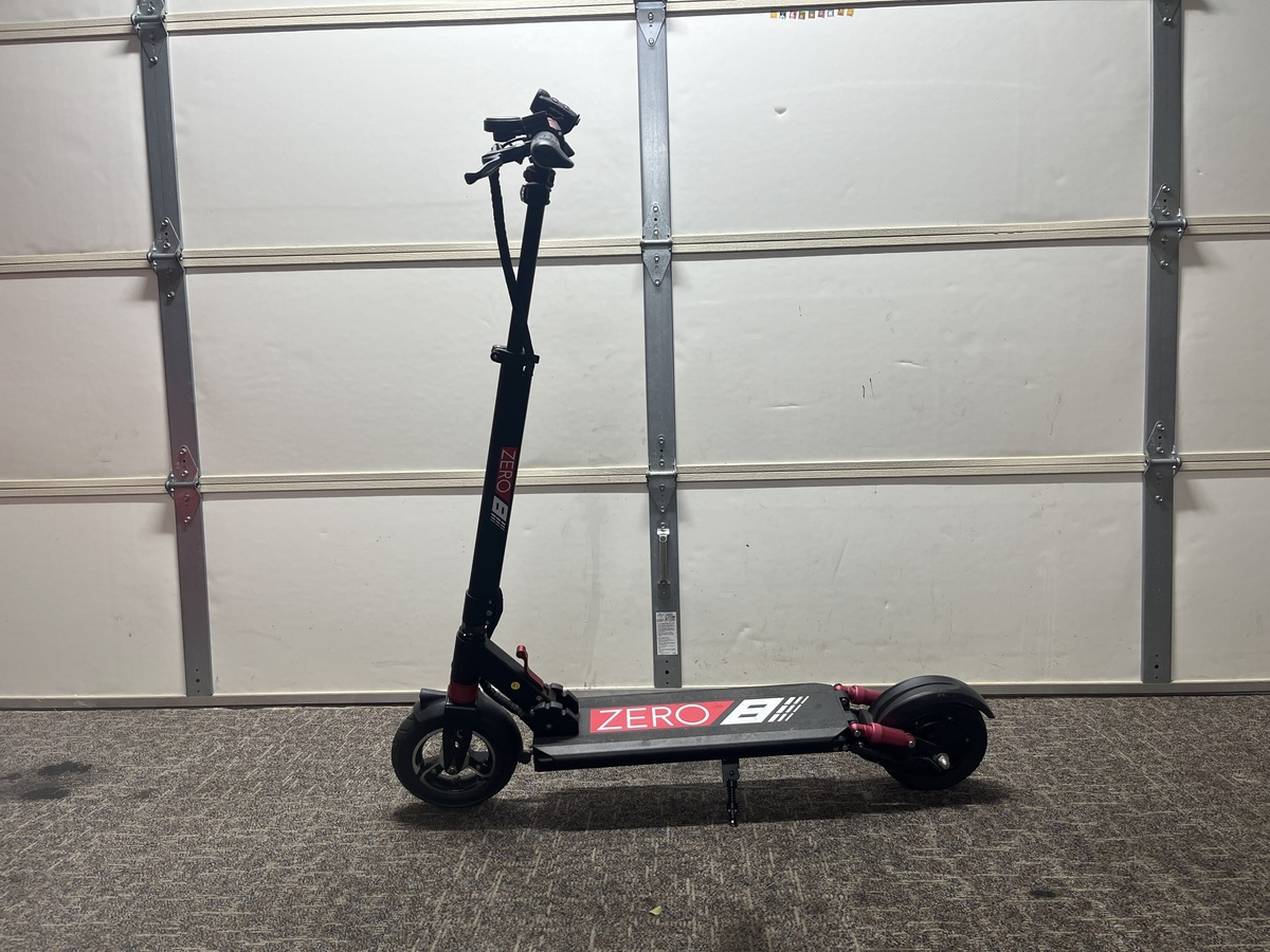 Rev Rides REV Rides Zero 8 e-scooter