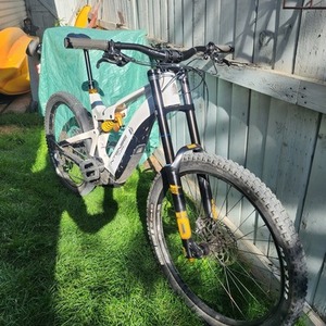 2023 Intense Tazer MX Carbon Pro White