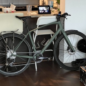 2020 Specialized Sirrus X Green
