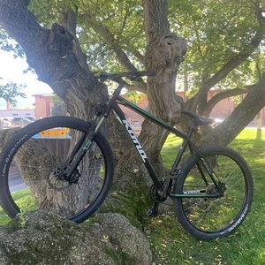 2015 Kona Kona Lava Dome Green, Black, and White
