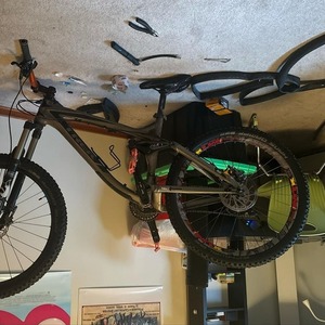2009 Trek Remedy 7 Silver, gray or bare metal