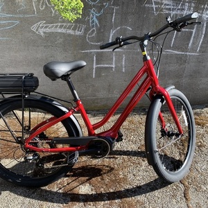 2021 Giant Momentum LaFree Red