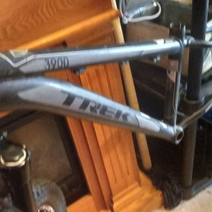 2021 Trek Alpha silver aluminum 13” Black and Silver, gray or bare metal