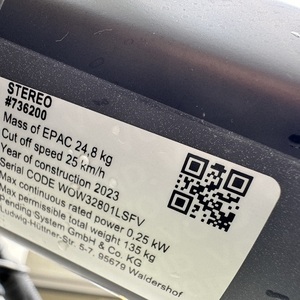 2024 Cube Silver, gray or bare metal