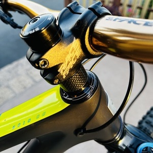 2018 Santa Cruz 5010 CC Silver, gray or bare metal