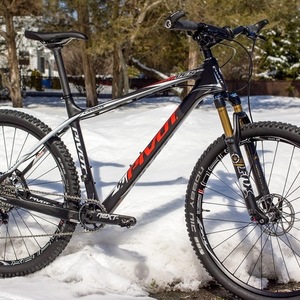 2015 Pivot LES 275 XX1 L Black and Red