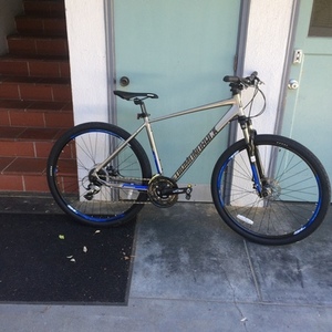 2016 Diamondback hybrid Blue