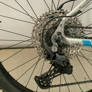 2017 Rocky Mountain Bicycles Soul 710 Silver, gray or bare metal