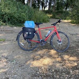 2023 Trek Fx2 Red
